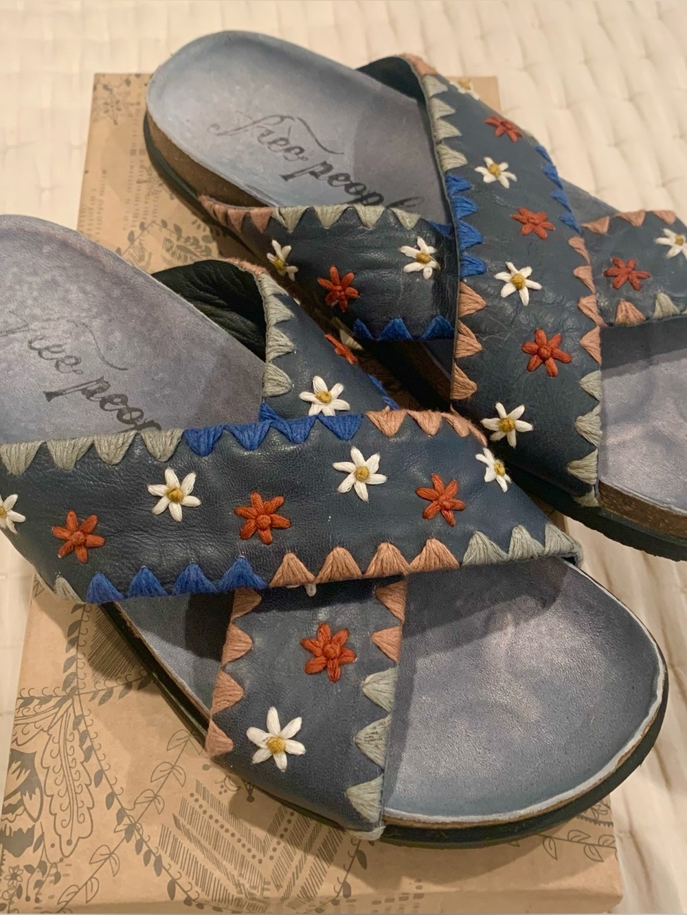 Free People Wildflowers Blue Embroidered Floral Boho Leather Sandals 38 US 8 - Picture 7 of 14